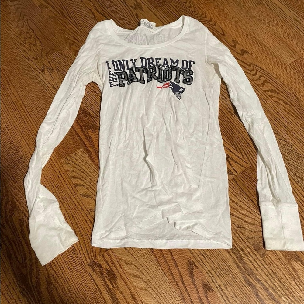 I only dream of the patriots shirt (pj top or regular) size xs from pink/vs
